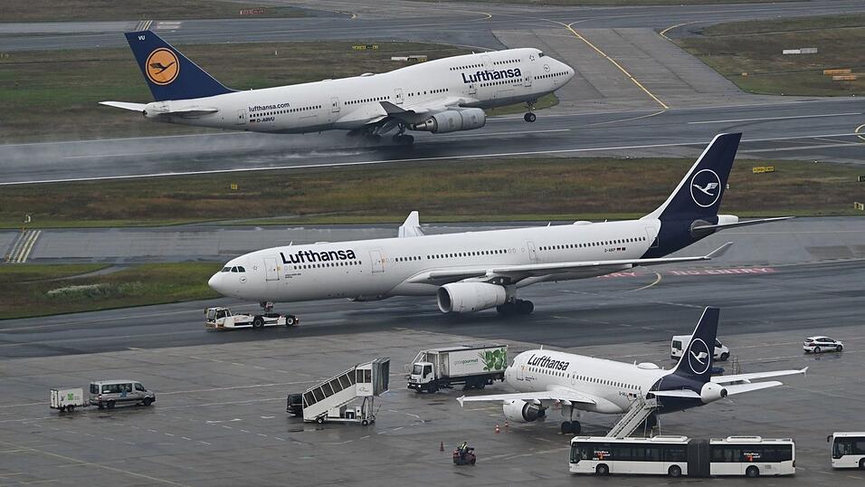 Inlandsflüge lohnen sich für die Lufthansa kaum. (Archivbild) Inlandsflüge lohnen sich für die Lufthansa kaum. (Archivbild)