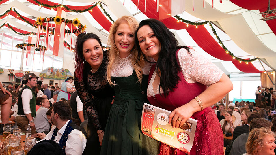 Die Partybilder vom Samstag, 16. August, aus dem Festzelt Greindl. Die Partybilder vom Samstag, 16. August, aus dem Festzelt Greindl.