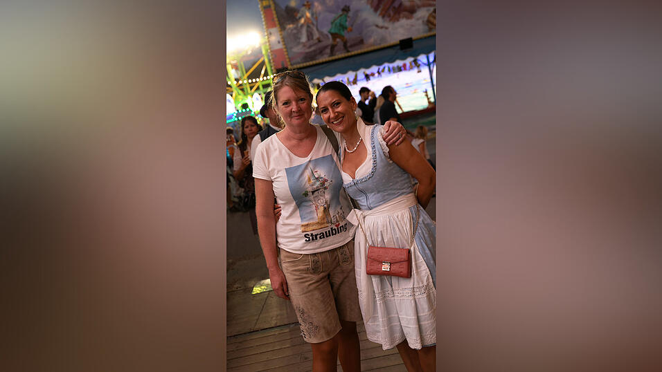 Die Partybilder vom Sonntag, 17. August, aus dem Festzelt Greindl. Die Partybilder vom Sonntag, 17. August, aus dem Festzelt Greindl.