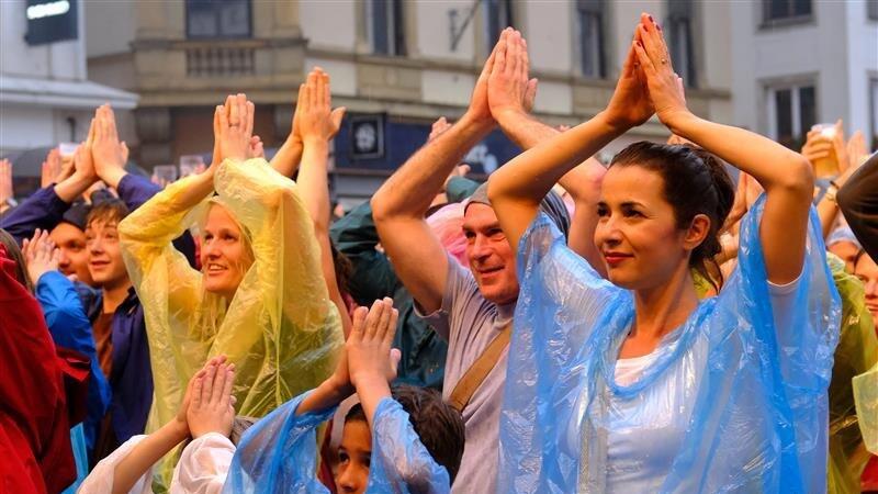 LaBrassBanda begeisterte am Donnerstagabend das Publikum in Straubing.