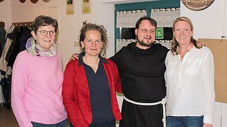 Frauenpower rund um den Fastenprediger.