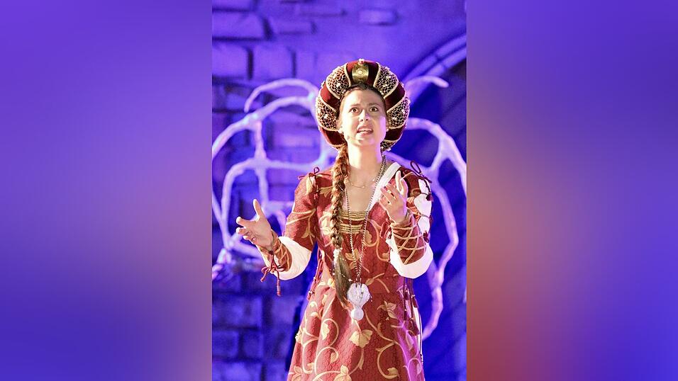 Eindr&uuml;cke von der Gruppe 'blau', die am Freitagabend die Drachenstich-Premiere gespielt hat.