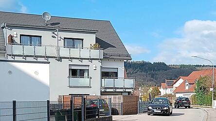 Ein Teil der südlichen Weinbergstraße, in dem die Verwaltung wieder zwei Parkplätze zur Verkehrsberuhigung ausweisen wollte.
