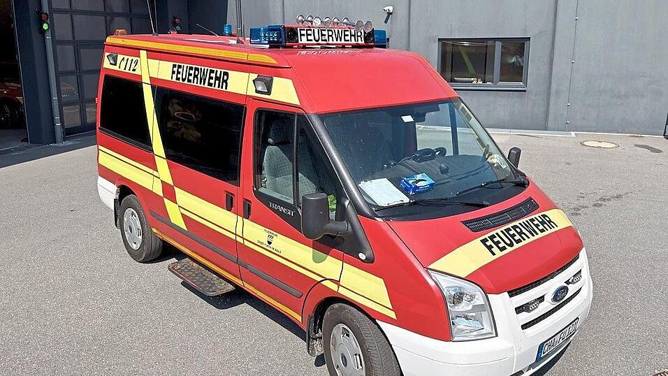 Au&szlig;en hui, innen pfui: Der aktuelle Einsatzleitwagen w&uuml;rde teuere Reparaturen erfordern. Deshalb die Entscheidung zu einer Neuanschaffung.