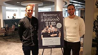 Eastwood macht den Anfang der lockeren Event-reihe, die das Modehaus Frey im eigenen Restuarant fest installieren möchte. Küchenchef Markus Roth und Unternehmenssprecher Sebastian Sprödhuber hatten die Idee. Eastwood macht den Anfang der lockeren Event-reihe, die das Modehaus Frey im eigenen Restuarant fest installieren möchte. Küchenchef Markus Roth und Unternehmenssprecher Sebastian Sprödhuber hatten die Idee.