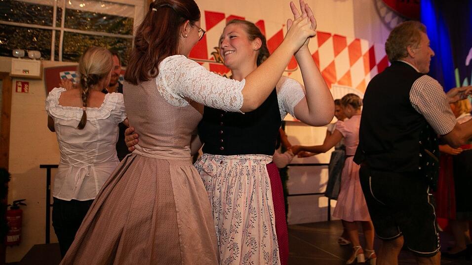 Die Partybilder vom Freitag, 12. August 2022, aus dem Festzelt Greindl.