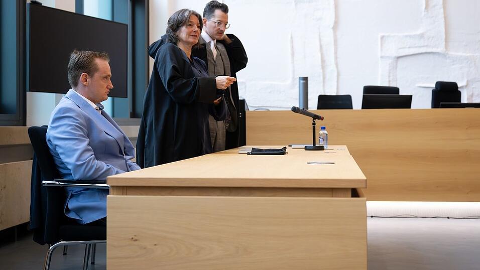Die Verteidigung des Angeklagten geht von einem Unfall aus.