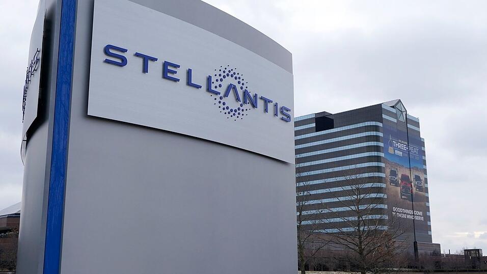 Hohe Investitionen und neue Arbeitsplätze: Stellantis will auf dem US-Markt neu angreifen. Hohe Investitionen und neue Arbeitsplätze: Stellantis will auf dem US-Markt neu angreifen.