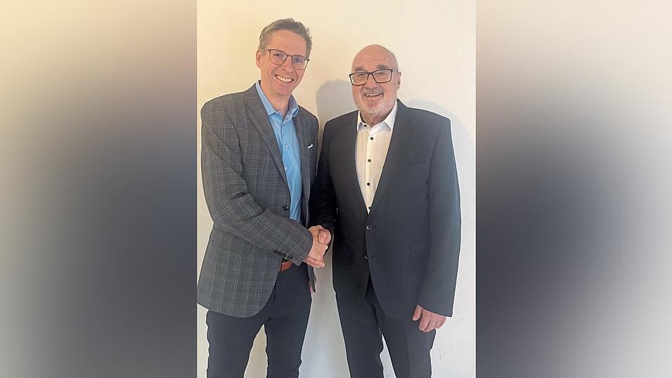 CSU-Fraktionsvorsitzender Thomas K&uuml;ffner und Stadtrat Erwin Schneck,