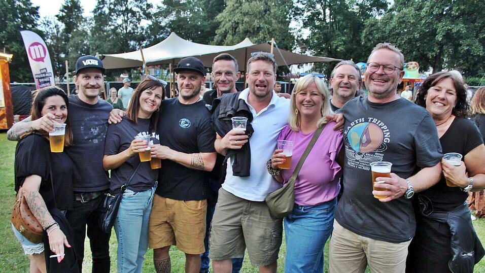 Fotos des&nbsp;ersten Open-Air-Abends auf der Ringelstecherwiese.&nbsp;