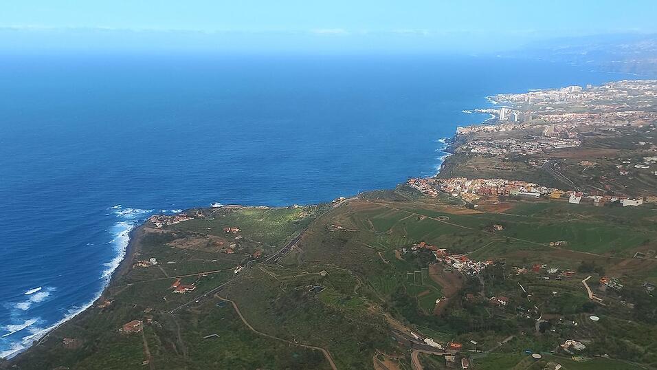 Wanderungen durch die Natur, steile Straßen durch kleine Städte und wunderschöne Strände: Katis Eindrücke aus Teneriffa.