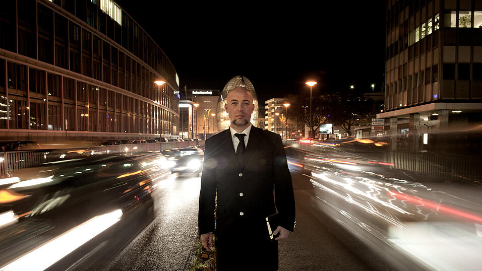 Für magische Momente berühmt: Der Graf von der Formation Unheilig. (Foto: Erik Weiss)