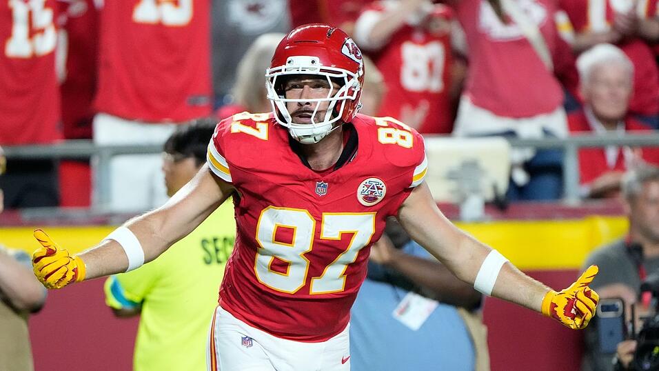 Travis Kelce jubelte über einen Touchdown und einen guten Auftritt. Travis Kelce jubelte über einen Touchdown und einen guten Auftritt.