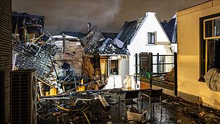H&auml;user in Utrecht sind nach einer Explosion vom Donnerstag stark besch&auml;digt.