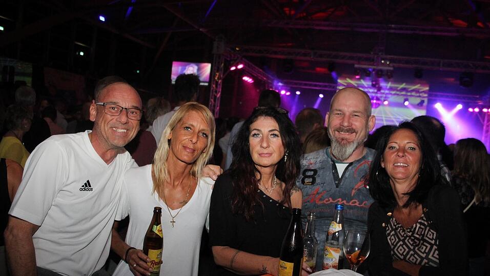 So schön war die Ü30-Party in Essenbach. So schön war die Ü30-Party in Essenbach.