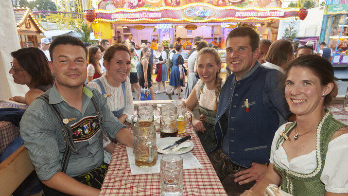 Die Partybilder vom Freitag, 15. August, aus dem Festzelt Lechner. Die Partybilder vom Freitag, 15. August, aus dem Festzelt Lechner.