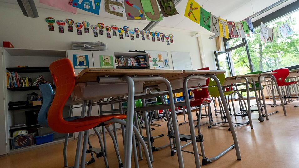 Das Schulsystem in Bayern braucht nach Expertenansicht eine grundlegende Reform. (Symbolbild) Das Schulsystem in Bayern braucht nach Expertenansicht eine grundlegende Reform. (Symbolbild)