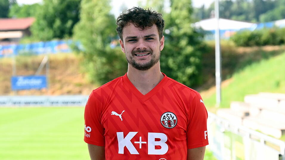 &bdquo;Er ist ein absoluter Teamplayer&ldquo;: Simon Haimerl verl&auml;ngert seinen Vertrag um zwei Jahre.