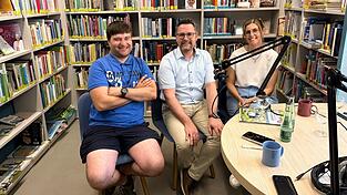 Moderator Dominik Altmann hat sich mit Dr. Gerhard Hopp und Diana Binder übers Urlaubmachen unterhalten. Moderator Dominik Altmann hat sich mit Dr. Gerhard Hopp und Diana Binder übers Urlaubmachen unterhalten.