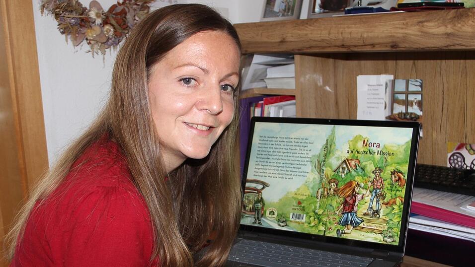 Noch knapp zwei Wochen dauert es, bis Monika Bormeth ihr erstes Kinderbuch in gedruckter Form in den H&auml;nden halten kann. Einstweilen zeigt sie das Cover und den Klappentext auf ihrem Laptop.