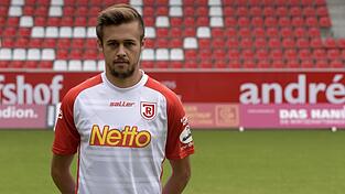 Michael Faber im Jahn-Trikot (Januar 2016). Michael Faber im Jahn-Trikot (Januar 2016).