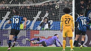 Ein b&ouml;ser Patzer von Torwart Gregor f&uuml;hrte zum entscheidenden Elfmeter.