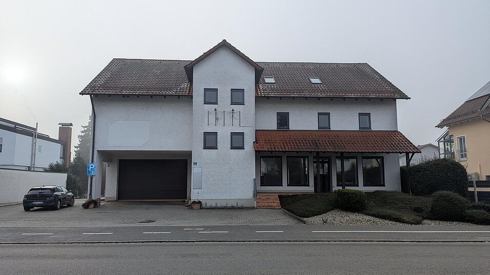 Dieses Gebäude in der Industriestraße soll zu einem Gebetshaus umfunktioniert werden. Dieses Gebäude in der Industriestraße soll zu einem Gebetshaus umfunktioniert werden.