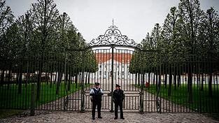 Schloss Meseberg wurde seit 2007 unter anderem f&uuml;r Empf&auml;nge von Staats- und Regierungschefs, aber auch f&uuml;r Kabinettsklausuren genutzt. (Archivbild)