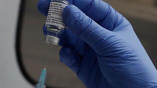 Aus religi&ouml;sen Motiven wollen Eltern eines herzkranken Kindes in Italien keine Blutspende eines gegen Corona Geimpften zulassen. (Symbolbild).