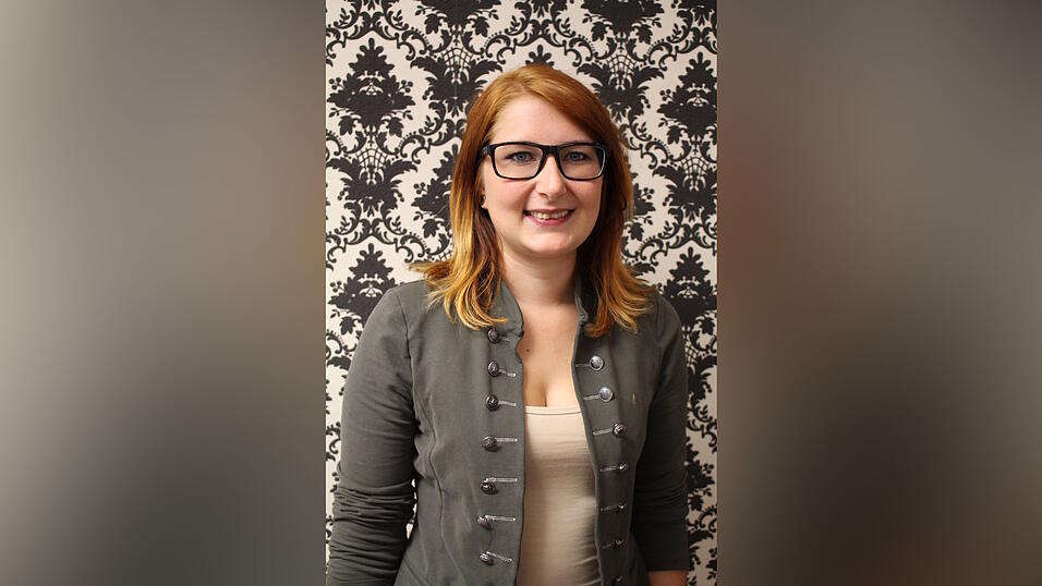 Lena Fuchs ist Friseurmeisterin bei Robert's Barber Shop in Straubing. (Foto: David Voltz) Lena Fuchs ist Friseurmeisterin bei Robert's Barber Shop in Straubing. (Foto: David Voltz)