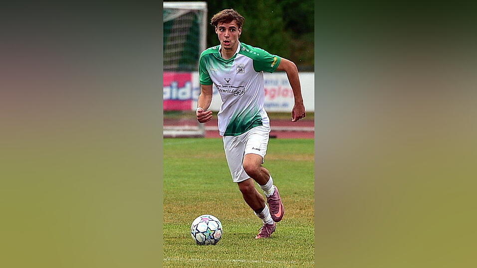 Luis Weber war aufseiten der SpVgg GW Deggendorf einer der Spieler, der 90 Minuten durchgespielt hat. Am Ende stand im Derby ein 1:1-Unentschieden. Luis Weber war aufseiten der SpVgg GW Deggendorf einer der Spieler, der 90 Minuten durchgespielt hat. Am Ende stand im Derby ein 1:1-Unentschieden.