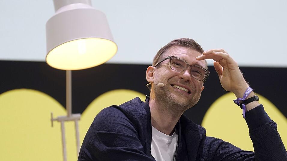 Per Mertesacker steht schon in Kontakt mit dem DFB. (Archivbild)