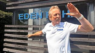 Immer weiter: Klaus Eder hat die Übergabe seiner renommierten Praxis im Blick. Immer weiter: Klaus Eder hat die Übergabe seiner renommierten Praxis im Blick.