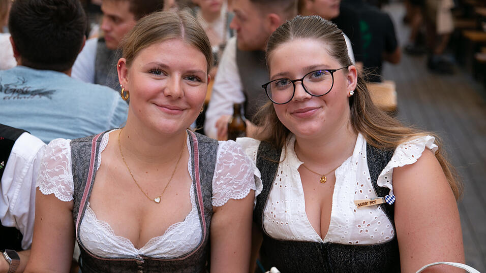 Die Partybilder vom Freitag, 15. August, aus dem Festzelt Nothaft. Die Partybilder vom Freitag, 15. August, aus dem Festzelt Nothaft.