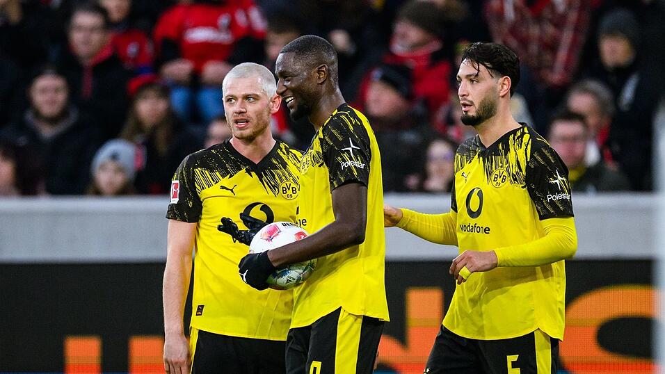 Brachte den BVB in Führung: Ramy Bensebaini (r.). Brachte den BVB in Führung: Ramy Bensebaini (r.).