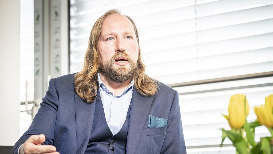 Selbst wenn Russland das Gas abdreht, wird Deutschland 'die Sache besser hinkriegen, als es manche jetzt befürchten', sagt Anton Hofreiter. Selbst wenn Russland das Gas abdreht, wird Deutschland 'die Sache besser hinkriegen, als es manche jetzt befürchten', sagt Anton Hofreiter.