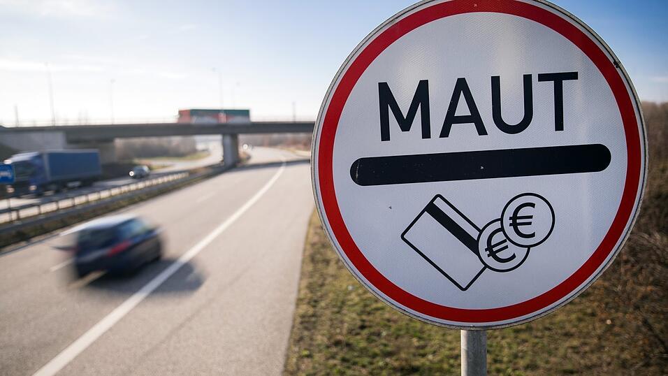 Innenminister Horst Seehofer sagt diese Woche im Maut-Untersuchungsausschuss aus. Innenminister Horst Seehofer sagt diese Woche im Maut-Untersuchungsausschuss aus.