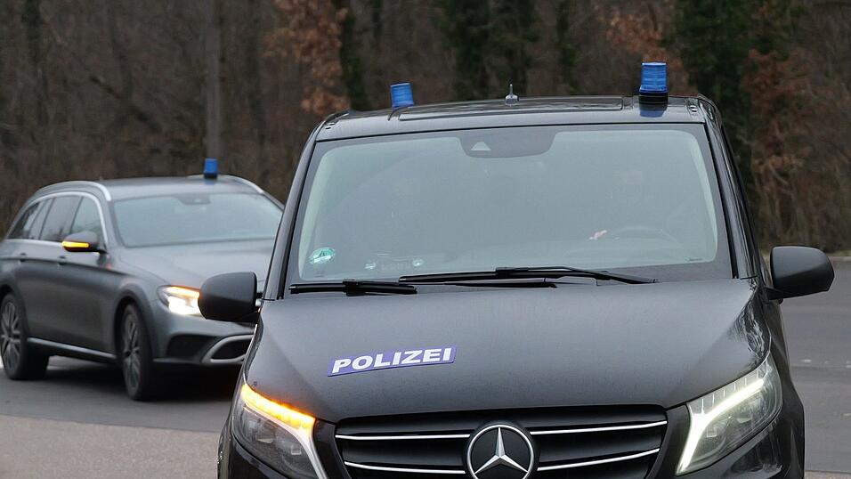 F&uuml;r die Verd&auml;chtigen ging es in Untersuchungshaft.