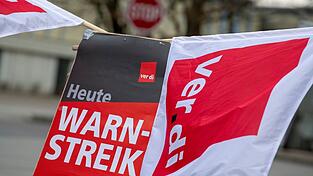 Der Tarifkonflikt im Nahverkehr spitzt sich im zweit&auml;gigen Warnstreiks zu.