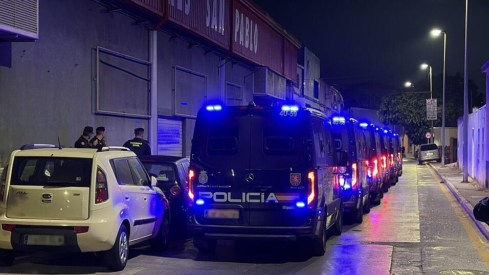 Das Zentrum am Hafen ist das fünfte vorübergehende Aufnahmelager in Ceuta. Das Zentrum am Hafen ist das fünfte vorübergehende Aufnahmelager in Ceuta.