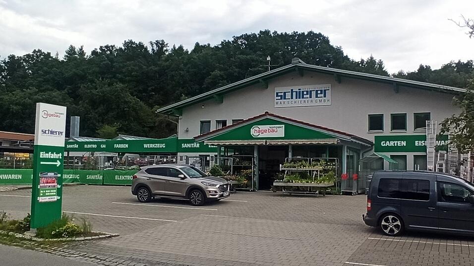 Max Schierer wird seinen Baumarkt Hagebau kompakt in Viechtach, am Regen neben dem Recyclinghof, Ende Juli schlie&szlig;en.