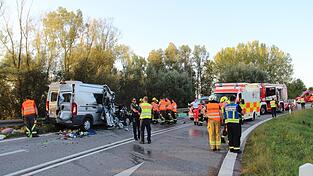 Die Autobahnauffahrt war nach dem Unfall gesperrt. Die Autobahnauffahrt war nach dem Unfall gesperrt.