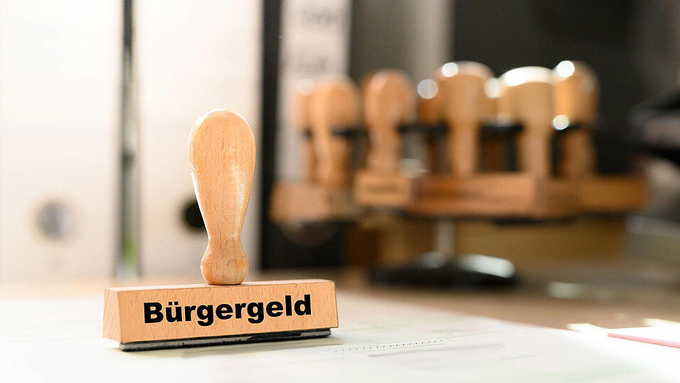 Die Bundesregierung will die Regeln beim Bürgergeld - das dann Grundsicherung heißt - verschärfen. Die Bundesregierung will die Regeln beim Bürgergeld - das dann Grundsicherung heißt - verschärfen.