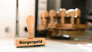 Die Bundesregierung will die Regeln beim Bürgergeld - das dann Grundsicherung heißt - verschärfen.
