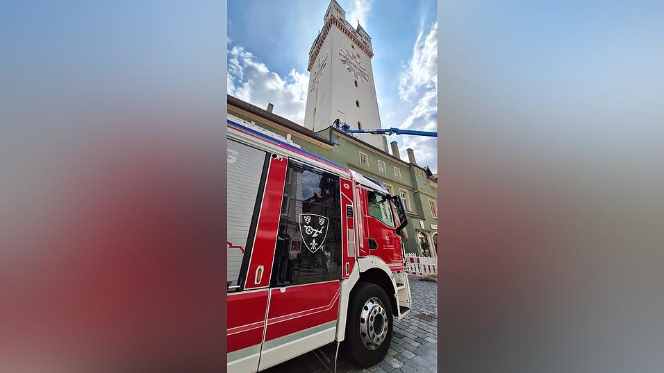 Die Freiwillige Feuerwehr war als Ersthelfer vor Ort. Die Freiwillige Feuerwehr war als Ersthelfer vor Ort.