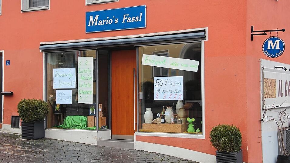 Jahrelang hat das Geschäft 'Mario's Fassl' mit seiner Lage am Oberen Stadtplatz das Bild der Stadt mitgeprägt.