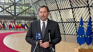 &laquo;Europa steht zu den Zusagen und ich erwarte das jetzt von der amerikanischen Seite auch&raquo;, sagte Vizekanzler Lars Klingbeil.