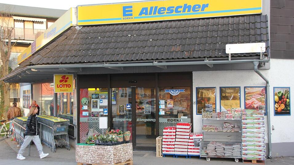 Der Edeka-Supermarkt in Cham-West sperrt ab Montag, 14. November, schon um 19 Uhr zu und samstags k&uuml;nftig um 18 Uhr.