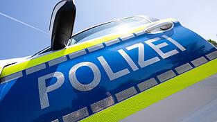 Die Polizei in Würzburg ermittelt nach dem versuchten Diebstahl einer Geldkassette. (Symbolbild)