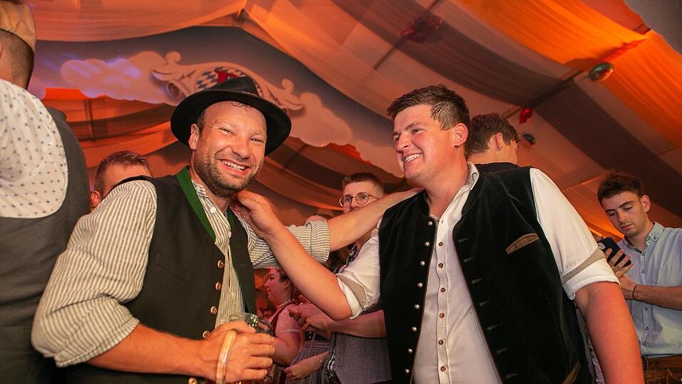 Die Partybilder vom Samstag, 13. August 2022, aus dem Festzelt Reisinger.
